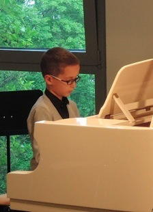   Joshua Süss, Kategorie Klavier solo, Mit gutem Erfolg teilgenommen, 2. Preis, 18 Punkte, Regionalwettbewerb Berlin Süd