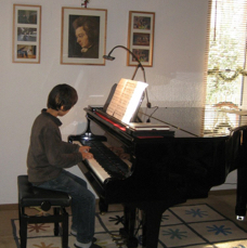 2012 Wettbewerb Berühmte Klaviermusik Bild 13.jpg